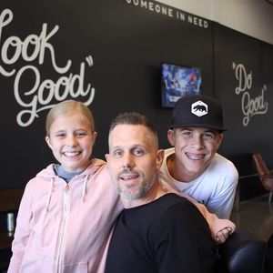 Meet your Posher, Derek